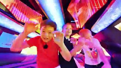 Vlad's Birthday in Extreme TRAMPOLINE PARK - 24 HOUR CHALLENGE