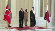 Le président Erdoğan a été accueilli par une cérémonie officielle au Qatar