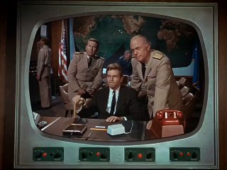 Viaje al Fondo del Mar Temporada 2 Capitulo 12 La rebelión de las máquinas