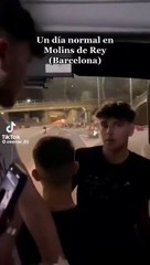 Jóvenes atacan a un autobús en Molins de Rei