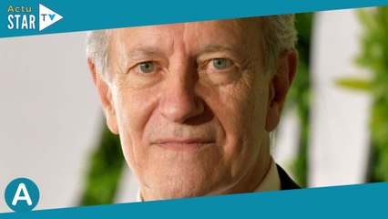 "Vous êtes un beau salaud" : Francis Huster interpellé dans le métro... à cause d'un rôle à la télév