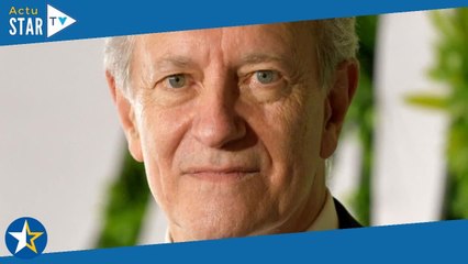 "Vous êtes un beau salaud" : Francis Huster interpellé dans le métro... à cause d'un rôle à la télév