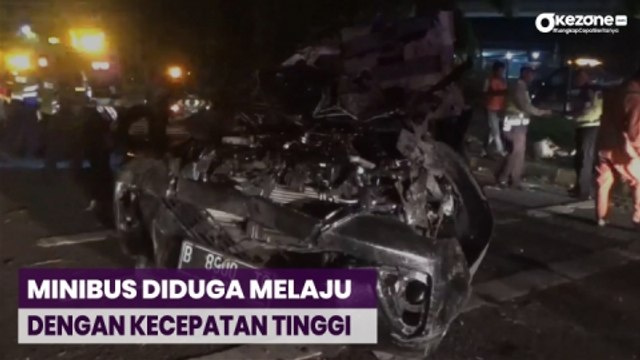 Minibus Tabrak Beton Pembatas Tol Plumpang, 3 Orang Tewas