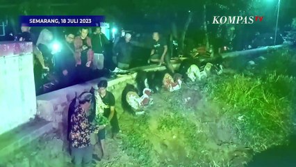 Download Video: Tradisi Unik Sambut Malam Satu Suro, Memandikan Kuda Lumping di Aliran Sungai!