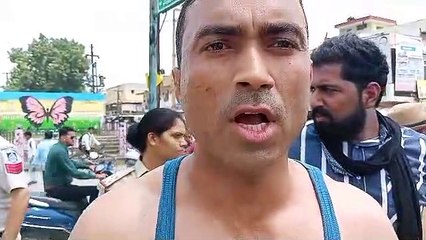 मैं देश की रक्षा कर रहा हूं, मुझे मार दो मंजूर है मां को मारे, बर्दाश्त नहीं करूंगा