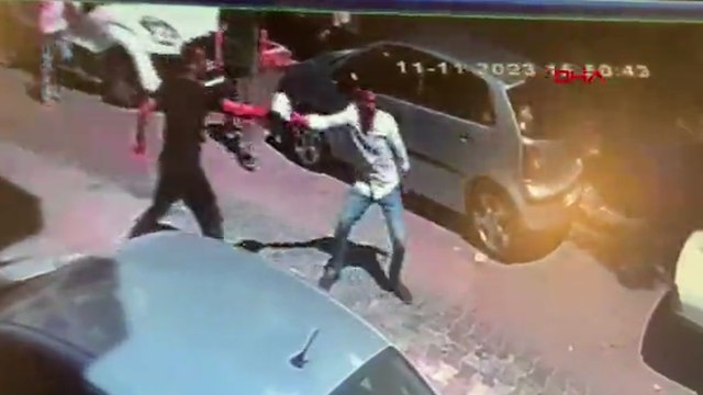 15 yıllık kiracısını çocuğunun gözleri önünde öldürdü