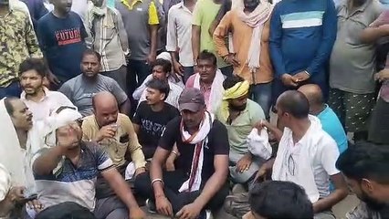 सतना : लाइन मैन की मौत से आक्रोशित लोगों ने जाम कर दिया नेशनल हाइवे