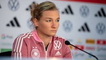"Das ist einfach ein riesengroßes Thema": Popp erklärt Kapitänsbinde
