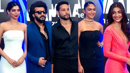 Varun Dhawan, Janhvi Kapoor Starring Bawaal Screening में Bollywood Celebs| INSIDE VIDEOS |FilmiBeat