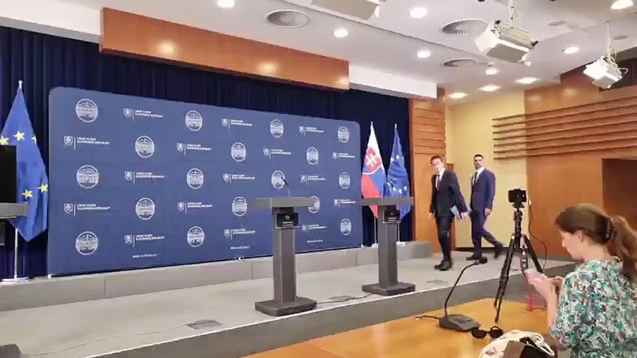 ZÁZNAM: Minister vnútra I. Šimko končí vo funkcii