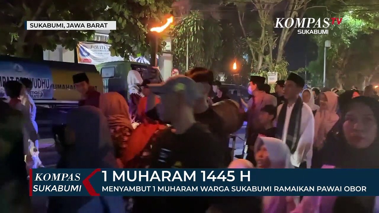 Menyambut 1 Muharam Warga Sukabumi Ramaikan Pawai Obor