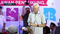 Bakal Capres PDIP Ganjar Pranowo Ungkap Alasannya Pakai Baju Garis Hitam dan Putih