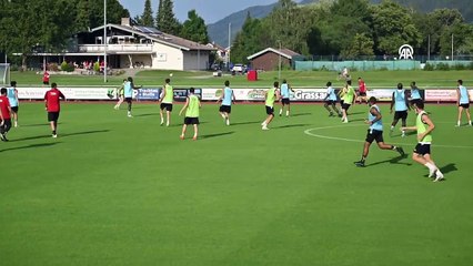 'Güçlenmelisin' diyen antrenöre Beşiktaşlı yıldızdan olay hareket! Herkes panikle başına toplandı