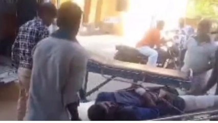 चंदौली: अज्ञात वाहन की टक्कर से बाइक सवार दो युवक घायल, हालत गंभीर