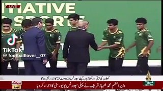 A player did not look at Prime Minister Shahbaz Sharif while shaking hands
