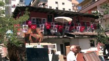Türk bayrakları ve Atatürk posterleriyle donattığı evi ilgi odağı oldu