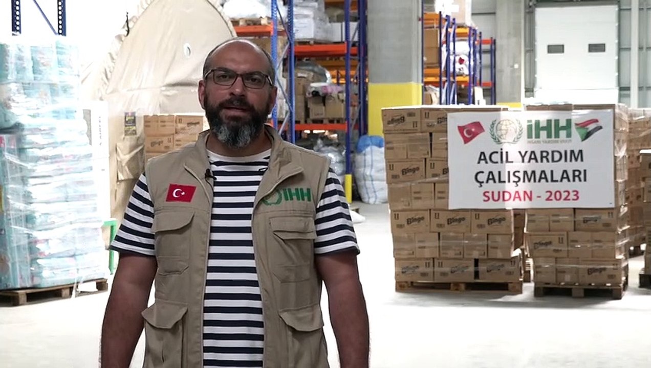 İHH’dan Sudan’a 15 konteynerlik yardım malzemesi