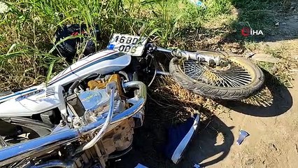 Kamyonete çarpan motosiklet sürücüsü yaralandı