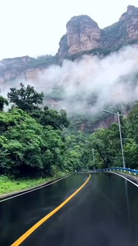 Neture of beutiful life। #nature #photography #love #travel #nature_hd_4k @nature_hd_4k #beautiful #naturelovers #like @nature_00955 #nature_00955 #sky #beauty #mountains #flowers #photographer #trending (1)