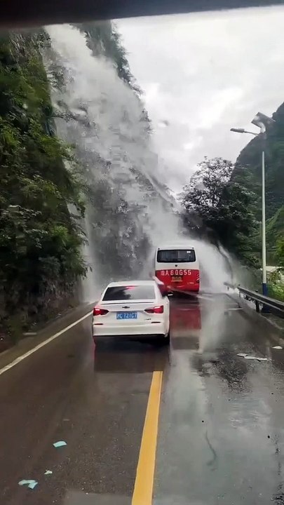 _ __ __ __ __ __ _ #nature #photography  #love #travel #nature_hd_4k @nature_hd_4k #beautiful #naturelovers #like @nature_00955 #nature_00955 #sky #beauty #mountains #flowers #photographer #trending