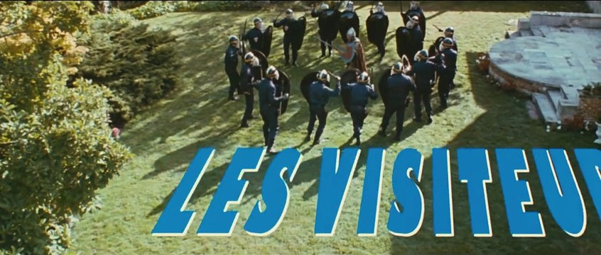 La bande-annonce du film Les Visiteurs. Les tournages n'ont pas été simples pour Valérie Lemercier et Muriel Robin.