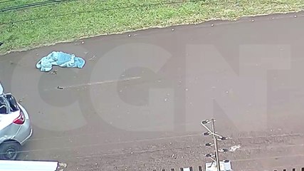 Câmera flagra veículo capotando na PRc-467