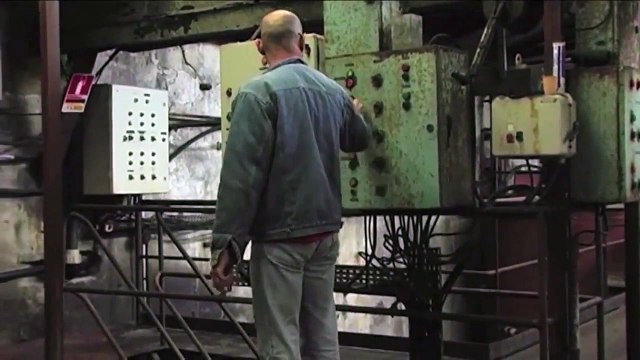 Disparaissez les ouvriers ! (2012) - Bande annonce