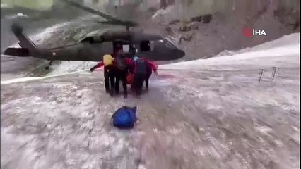 Cilo Buzulları'nda 2 Kişi Hayatını Kaybetti, 2 Kişi Yaralı Kurtarıldı