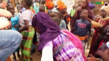 Mardi Gras Groupe Scolaire le Jardin des élus  1ére Edition