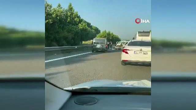 Kamyon ile hafif ticari araç çarpıştı: 2 yaralı