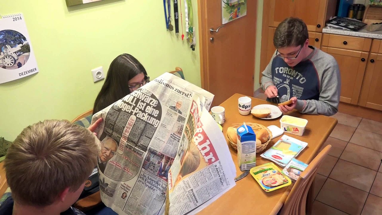 Alle Tage Alltag | movie | 2015 | Official Teaser