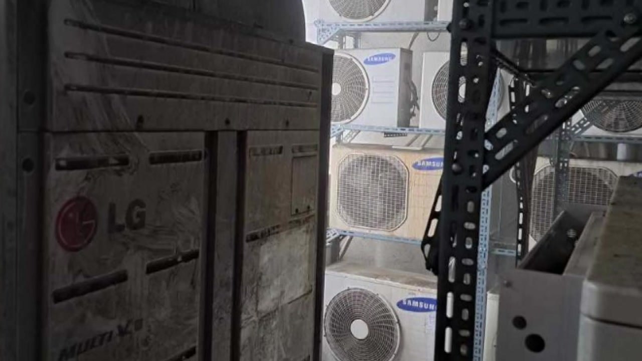 강원 원주 무실동 건물 5층에서 화재...80여 명 대피 / YTN