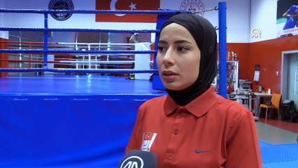 KAYSERİ - Milli sporcu Hayriye, 22. altın madalyası için ter döküyor