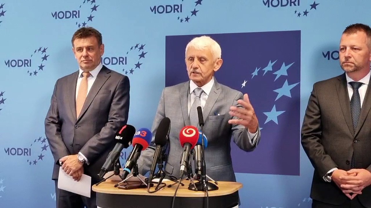 ZÁZNAM: M. Dzurinda: Zákon je na strane Šimka, prezidentka a premiér podľahli tlaku