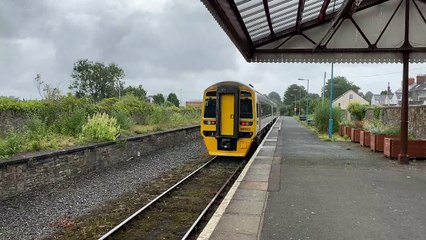 Clip: Train leaving station at Pembroke Dock