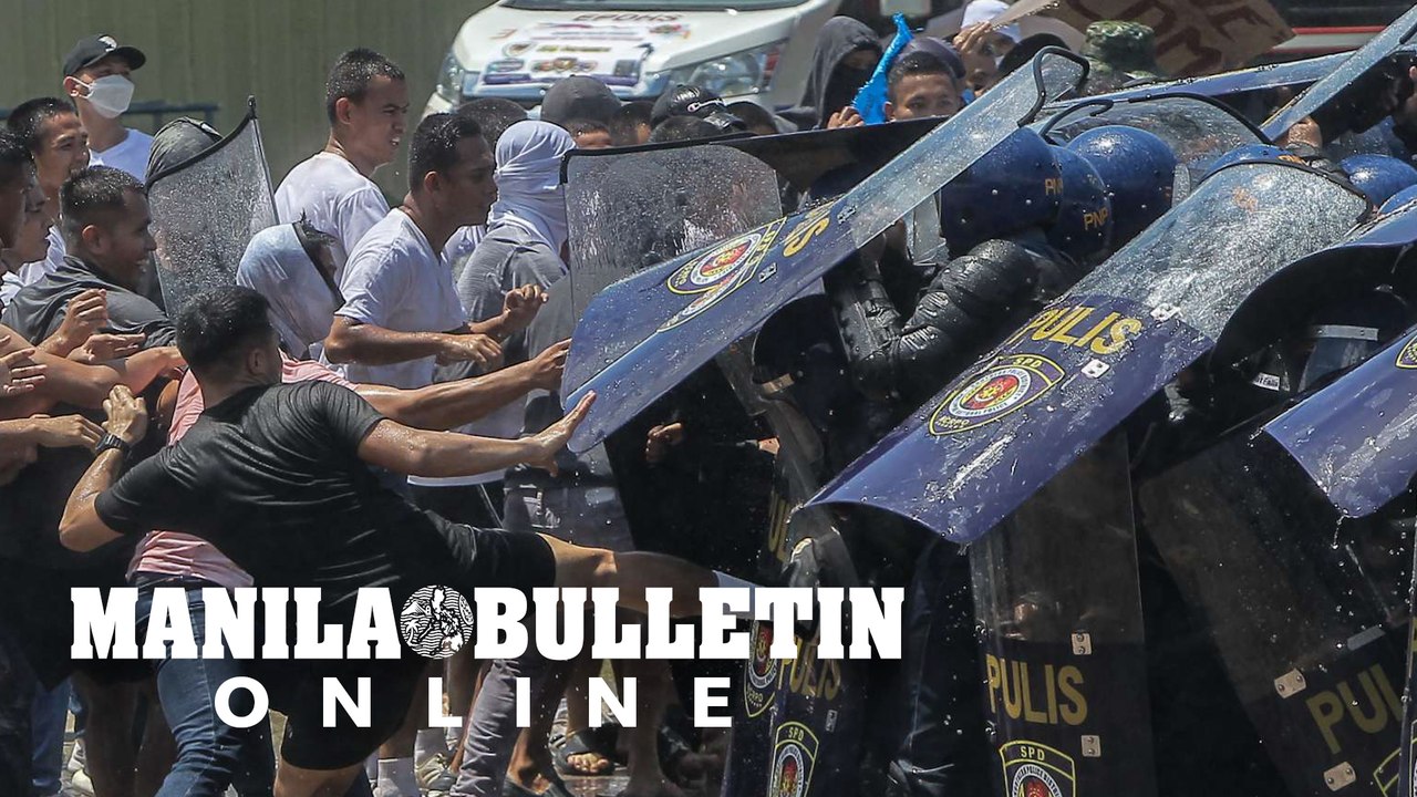 CDM members showcase their skills in dispersing protesters and demonstrated routines in the CDM Competition 2023