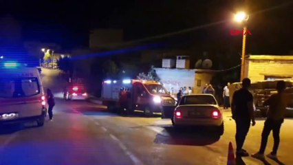 Un camion et une voiture sont entrés en collision à Mersin, les conducteurs se sont échappés