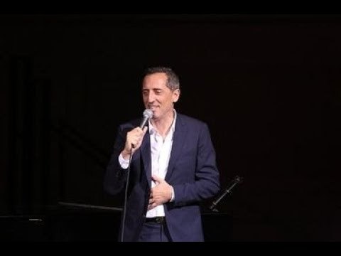 Gad Elmaleh : son fils n’aura pas le titre de prince malgré Charlotte Casiraghi