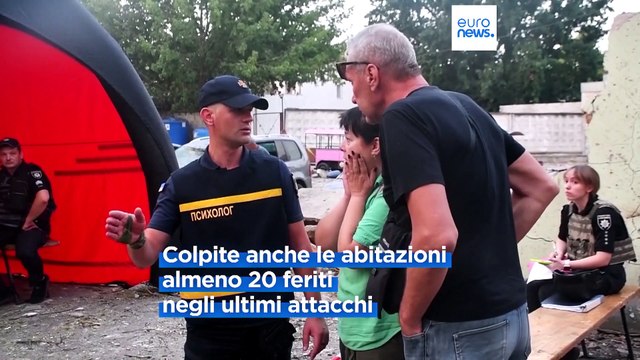 Ucraina, ancora bombe su Odessa e Mykolaiv, colpiti case e depositi di grano