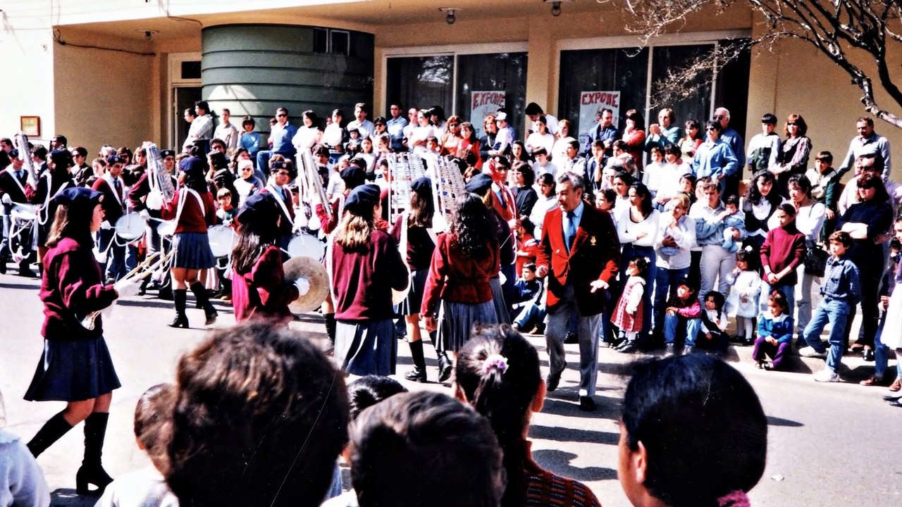 Banda "Los Panteras" del Colegio San Javier desfilando el 25 de agosto de 1997 - , Tacuarembó, Uruguay
