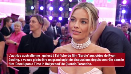 Margot Robbie avoue être ‘flattée’ par les gens qui adorent ses pieds