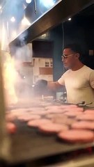Nusret a baissé les prix dans son restaurant à Londres après le contrecoup