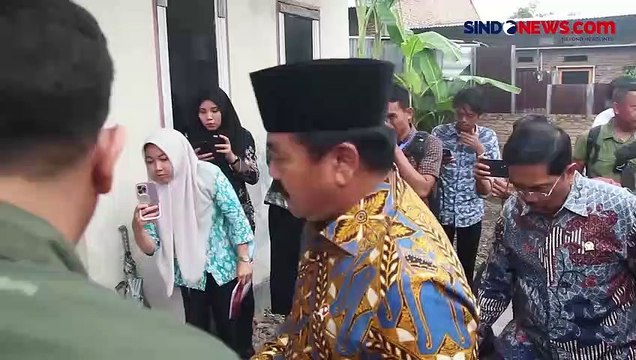 Menteri ATR/BPN Hadi Tjahjanto Bagikan Ribuan Sertifikat di Medan