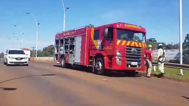 Equipes do Samu, Siate e PM são acionadas para salvarem pessoa que ameaçava se jogar na rodovia