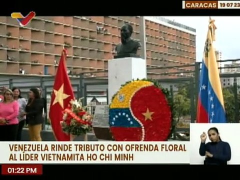 Rinden honores al líder vietnamita Ho Chi Minh, hombre que sembró esperanza a Vietnam