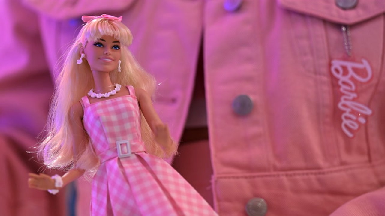9 verblüffende Fakten: DAS habt ihr über „Barbie“ noch nicht gewusst