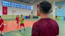 KONYA - Down Sendromlular Futsal Milli Takımı, Avrupa şampiyonluğunu ikinci kez yaşamak istiyor