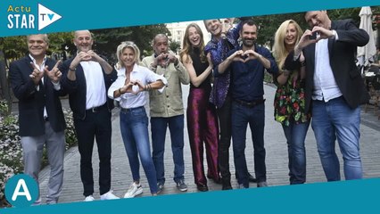 Affaire conclue : Une acheteuse présente sa soeur jumelle qui rejoint l'émission, les internautes vo