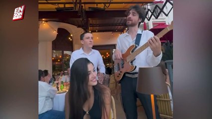 Hakan Sabancı, Hande Erçel’e tatilde serenat yaptırdı