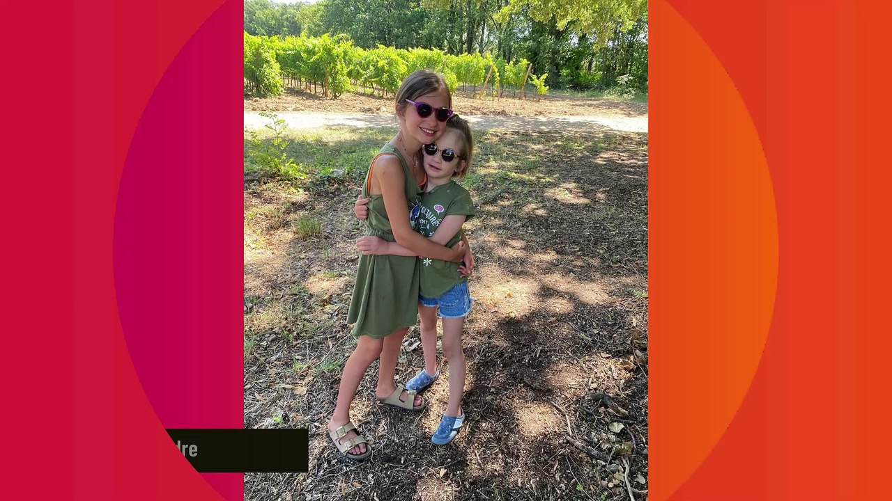 "Tant de différences..." : Anne-Claire Moser maman de deux filles, ses confidences sur le handicap et le lien qui les unit
